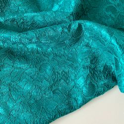 Гипюр на атласе темная бирюза 